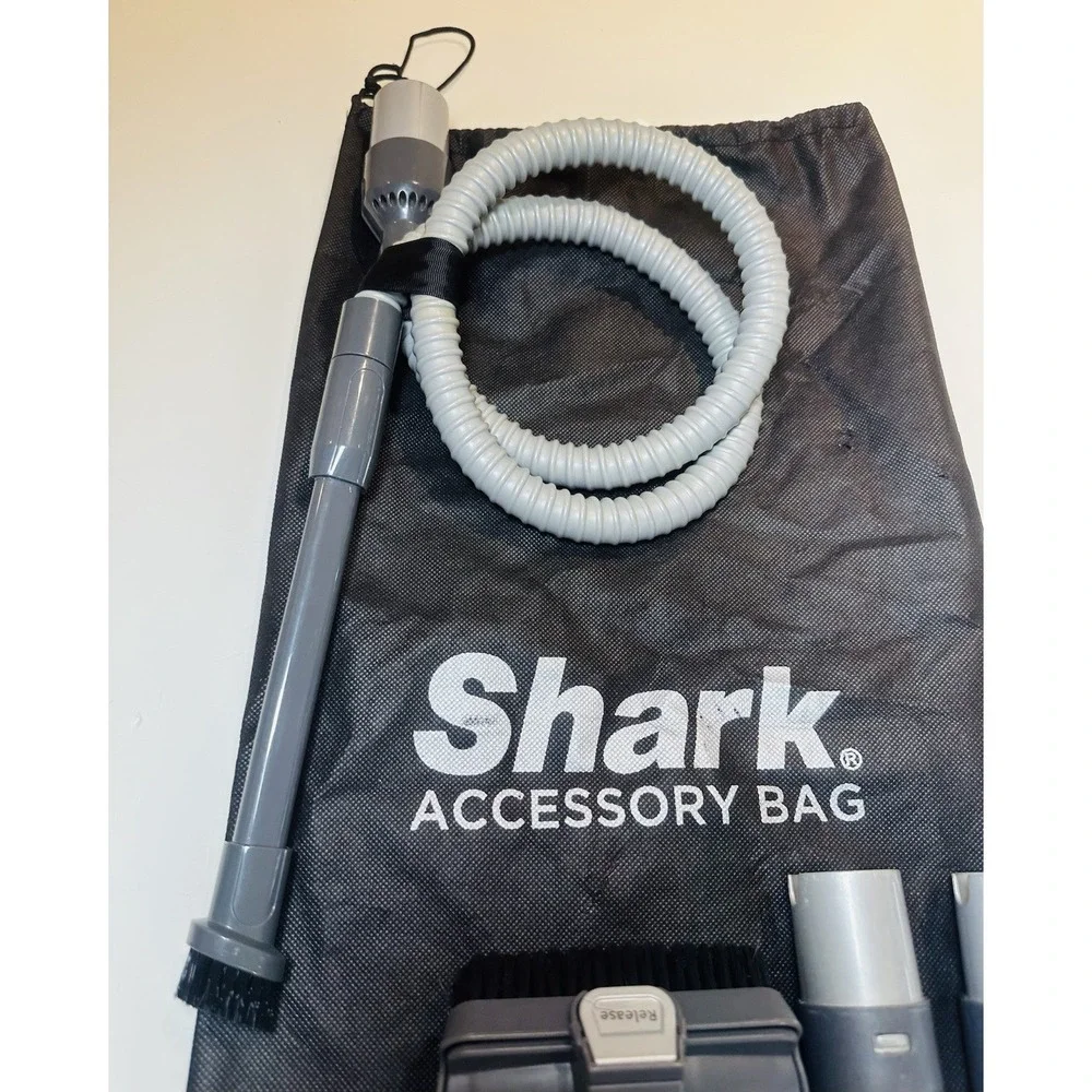 Shark Vacuum Cleaner  5 Attachments with Bag